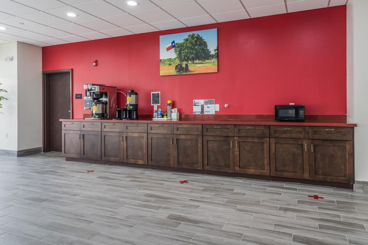 Hotel Red Lion & 2*