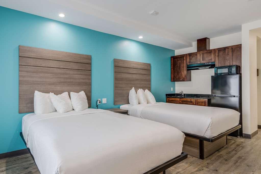 Red Lion & Hotel 2*